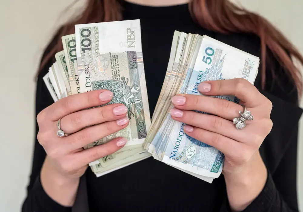 Nagroda jubileuszowa - komu przysługuje i jak ją odzyskać?
