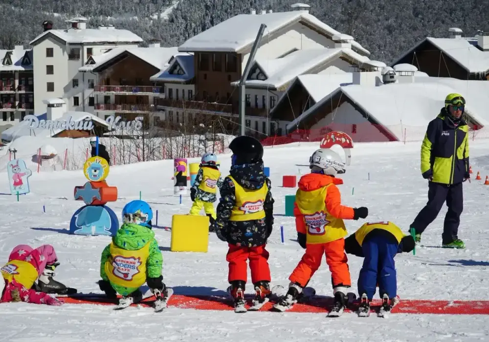 Ferie 2026 - Jak zaplanować odpoczynek dziecka bez chaosu?