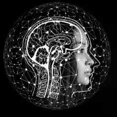 Profil kobiety z rysunkiem mózgu i siecią neuronową, symbolizującą myślenie neurotypowe.