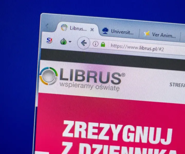 Jak sprawdzić realizację podstawy programowej w Librusie? Poradnik