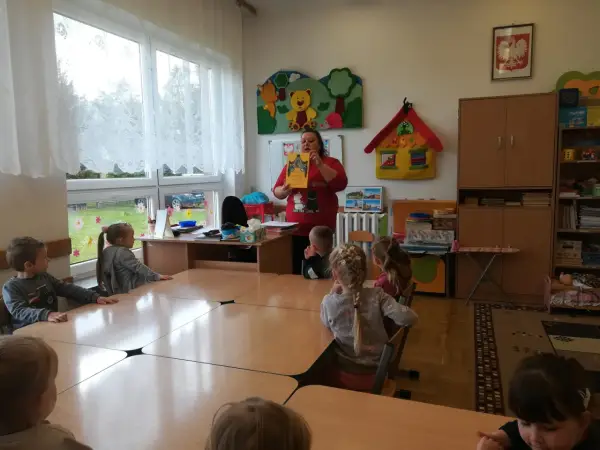 Punkt przedszkolny a przedszkole - Co wybrać dla dziecka?